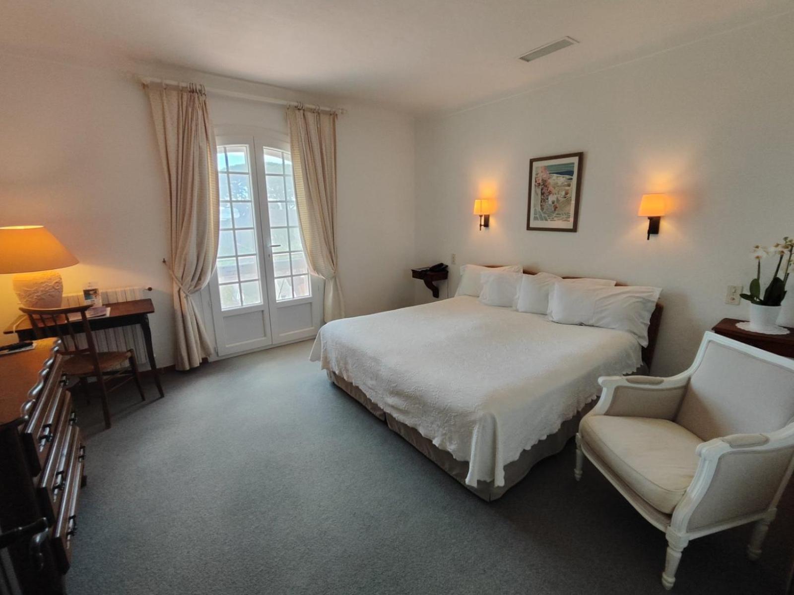 Hotel Saint Andre Ramatuelle Bagian luar foto