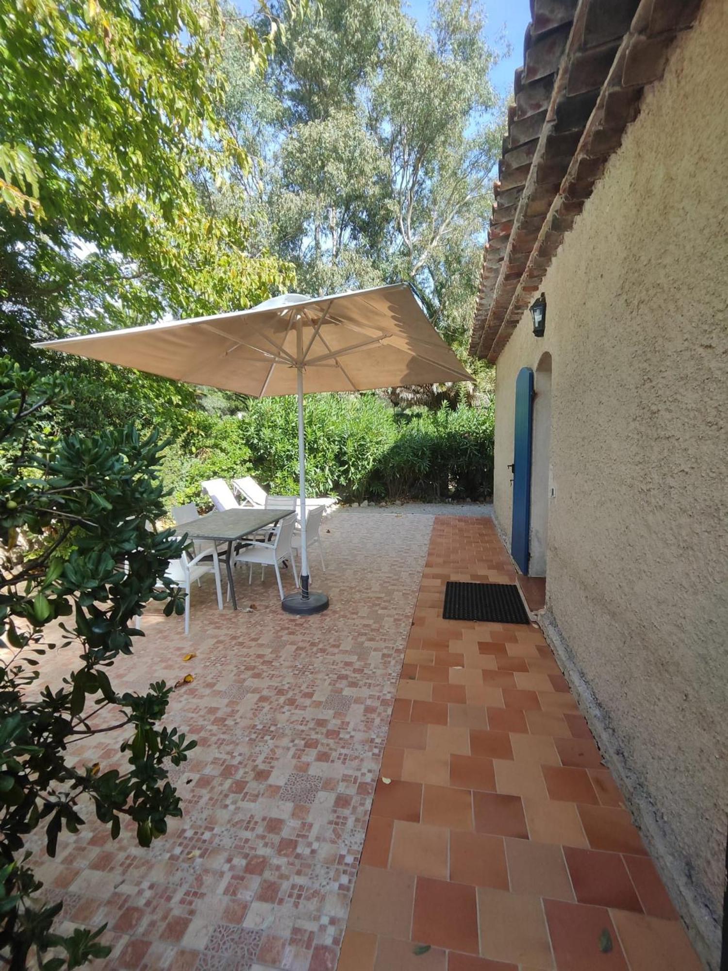 Hotel Saint Andre Ramatuelle Bagian luar foto