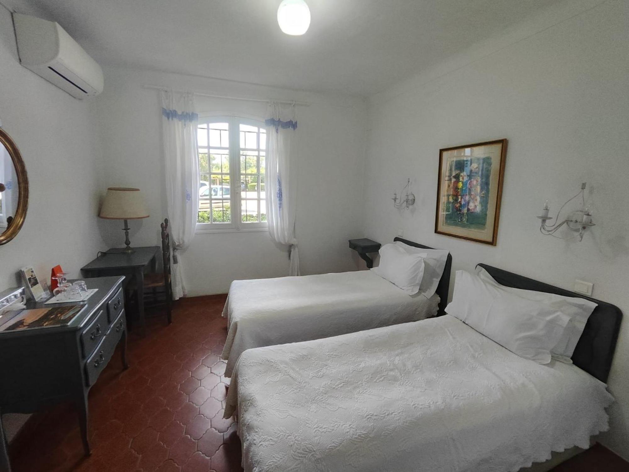 Hotel Saint Andre Ramatuelle Bagian luar foto